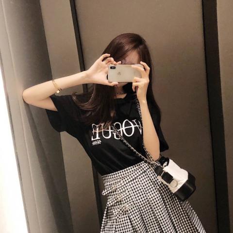 785697.com截图