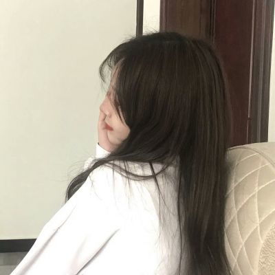 曲华岚